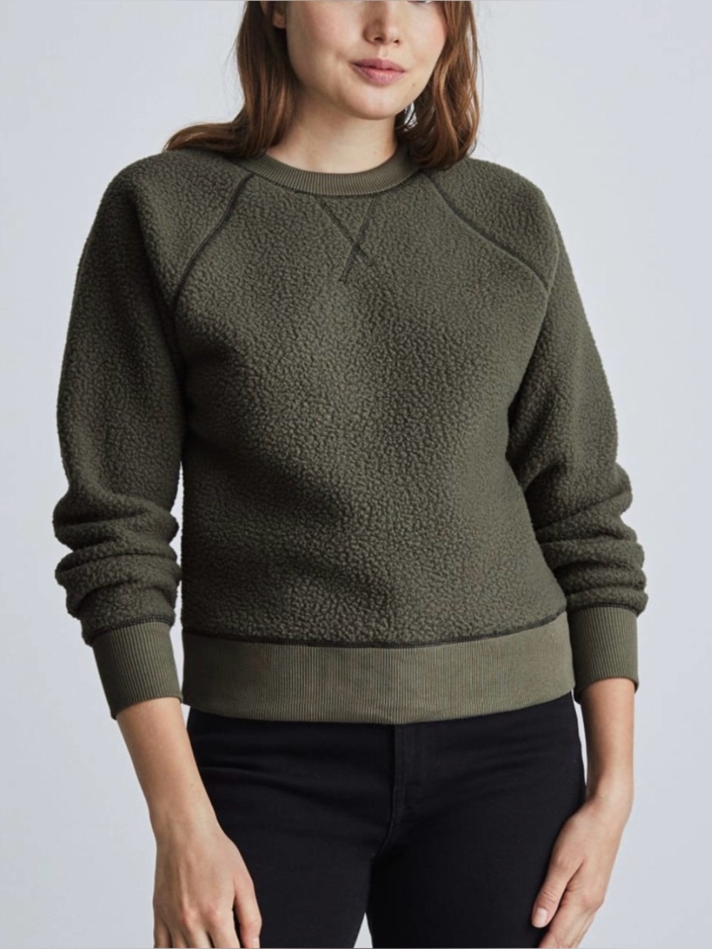Everlane The ReNew Fleece Raglan Sweatshirt - Color: Kalamata